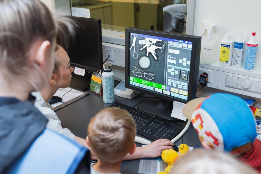 Tag der offenen Tuer Kinderklinik 31